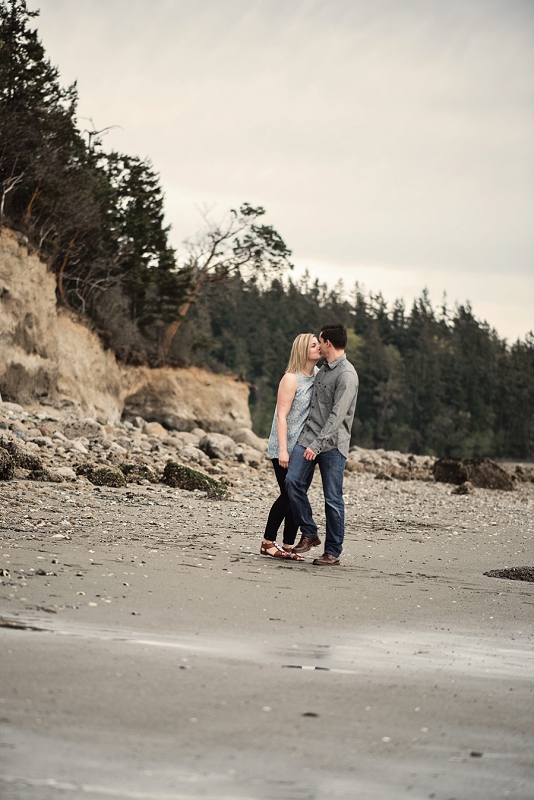 PNW Engagement_Foul Weather Bluff (10)